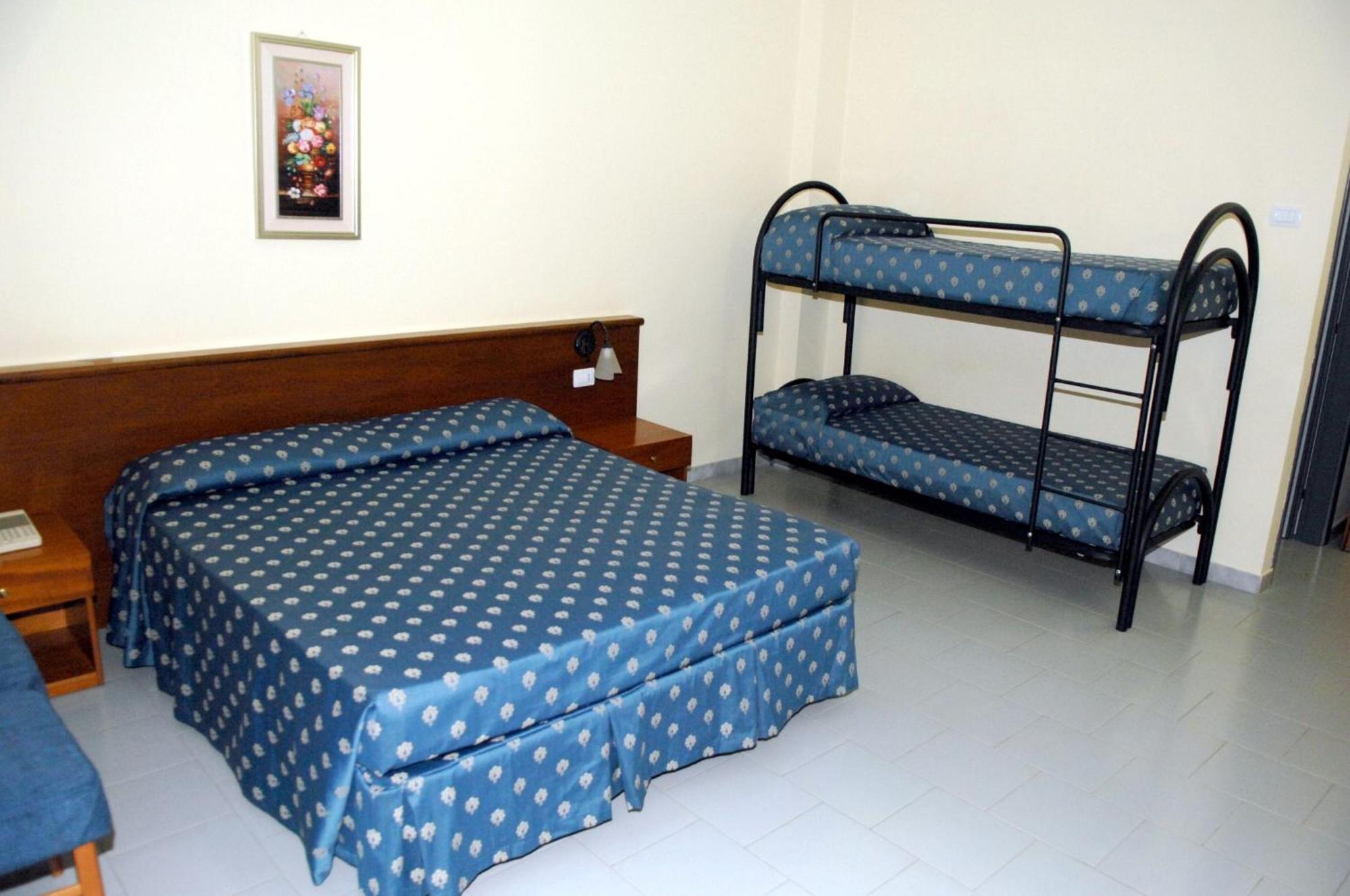 Hotel Villaggio Aurora San Pietro in Bevagna Kültér fotó